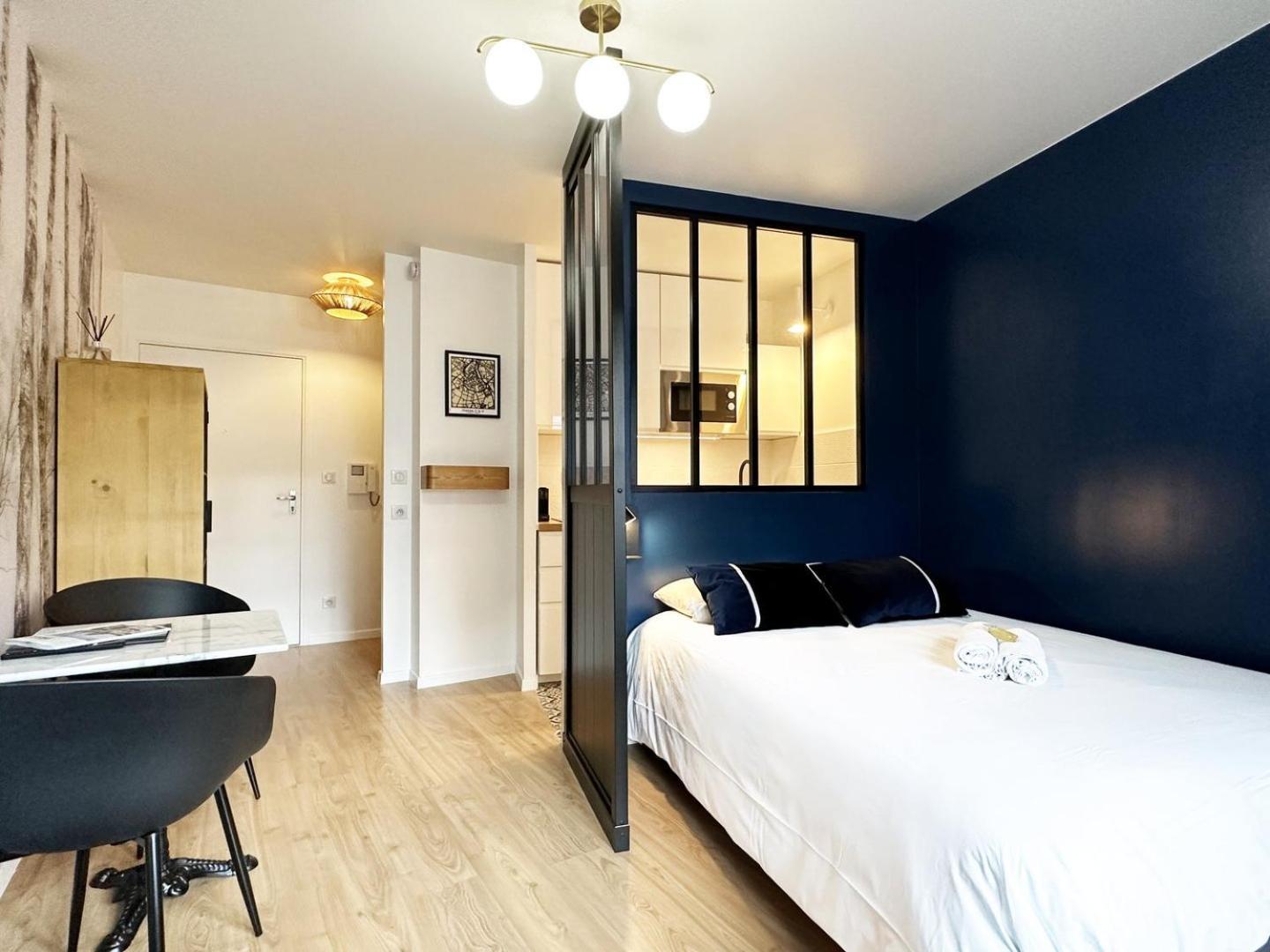 C Le 15 - Studio Cosy Avec Parking Chartres Kültér fotó